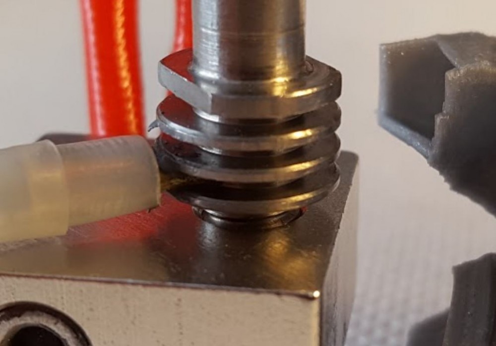Detail sonde.JPG (69.24 Kio) Consulté 40273 fois En détail