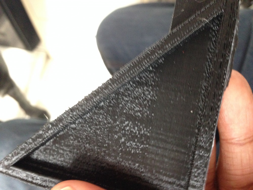 IMG_4640.JPG (1.51 Mio) Consulté 53953 fois boursouflure