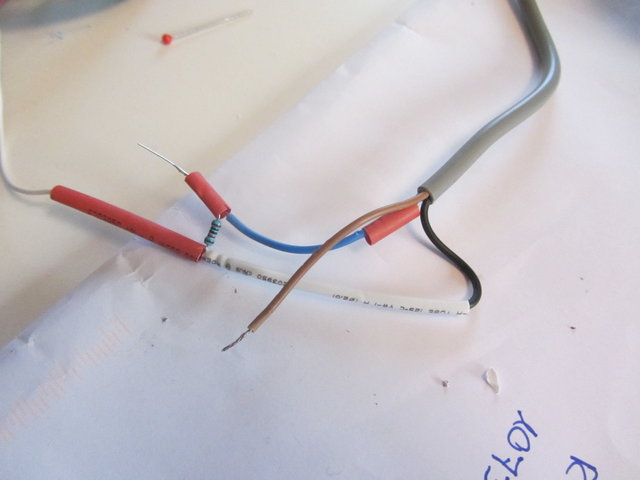 IMG_1614.JPG (349.9 Kio) Consulté 14598 fois Câbles