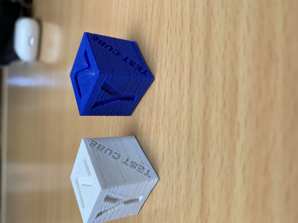 IMG_1893.JPG (1.4 Mio) Consulté 29626 fois Cube de test