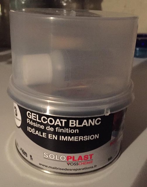 et voila pour info le gel-coat que j'ai utilisé