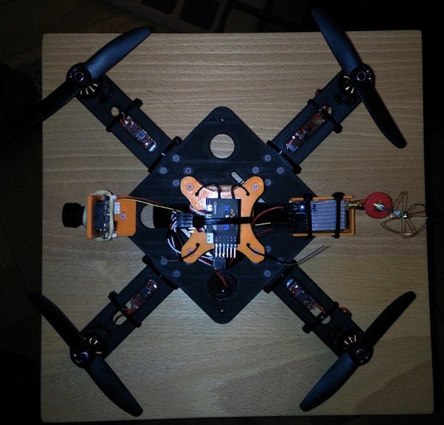 quad carbone3 .jpg (163.29 Kio) Consulté 15334 fois Quad